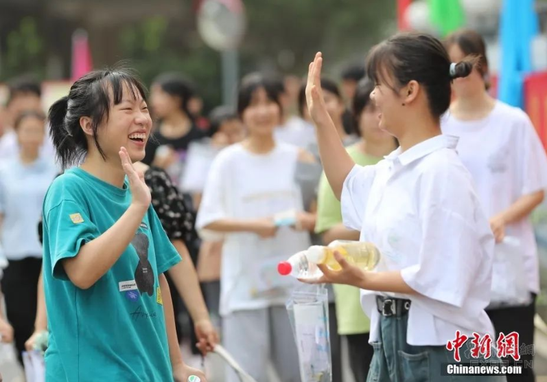 缅北诈骗分子在武装势力庇护下建窝点